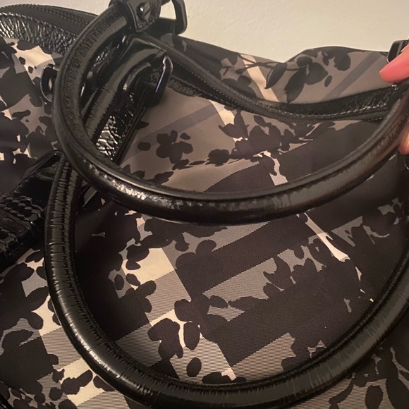 Burberry Black Floral Beat Check Satchel - Picture 3 of 8